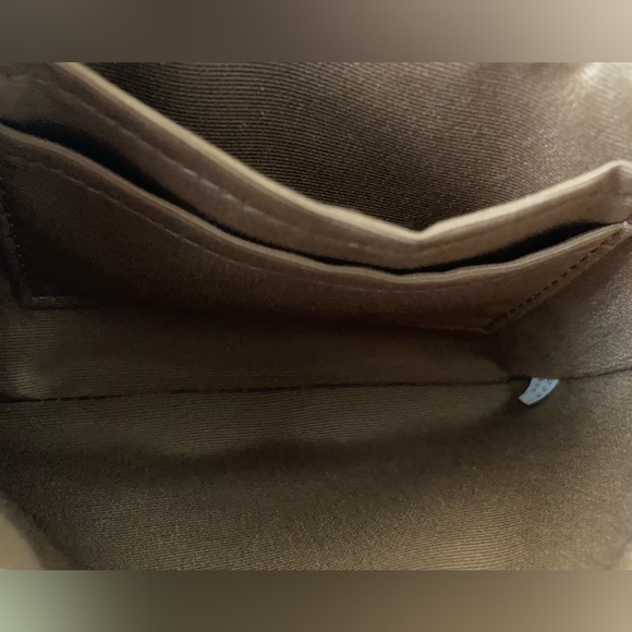 Corner Zip Wristlet In Signature Canvas - Picture 3 of 6